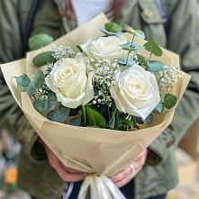 Букет цветов из:  Розы в Черноморском